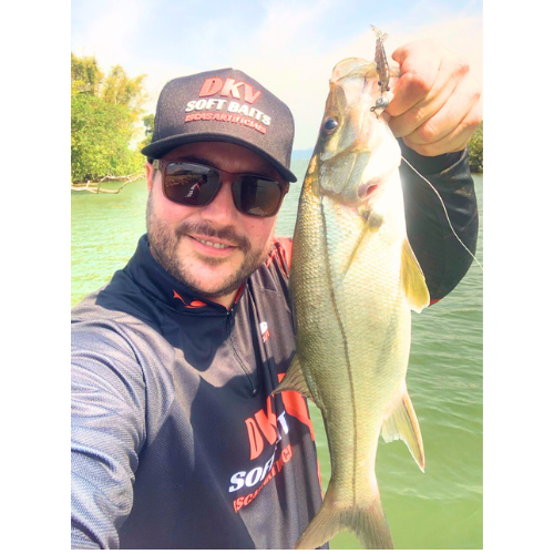Kit Robalo - 30 Camarões + 10 Jig Heads